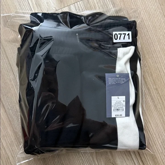 Universal Thread™ Women's Mid-Rise Straight Leg Pull-On Pants - Black L - Picture 11 of 11